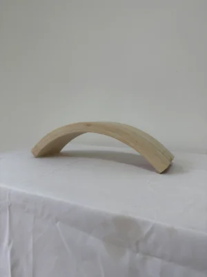 Premium Solid White Ash Wood Press-Curved Bent Slat | 54 x 13.5 x 3 cm (21.26" x 5.31" x 1.18") | Wide-Format Furniture-Grade Curved Ash Blank for Bentwood Furniture, Woodworking & DIY Home Decor