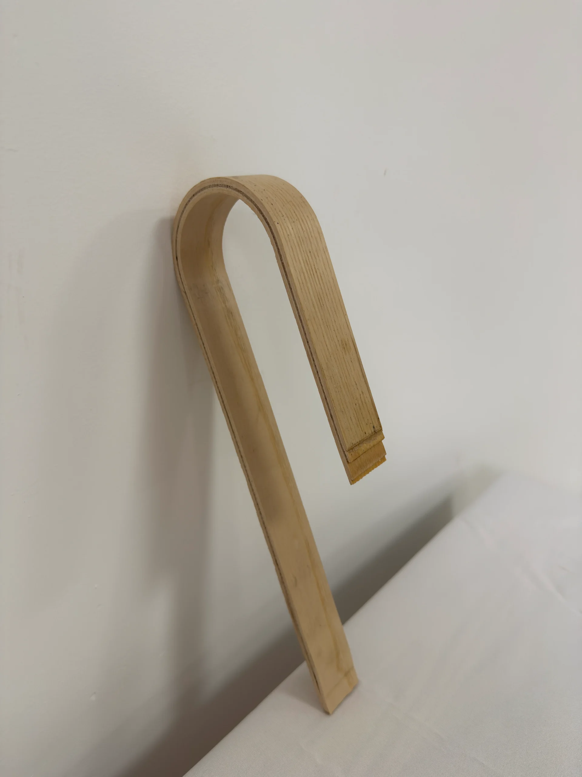 Premium Bent Plywood Slat with Double-Sided White Ash Veneer | 60 x 3.5 x 0.8 cm (23.62" x 1.38" x 0.31") | Curved Ash Veneer Wood Blank for Furniture, Woodworking & DIY Home Decor