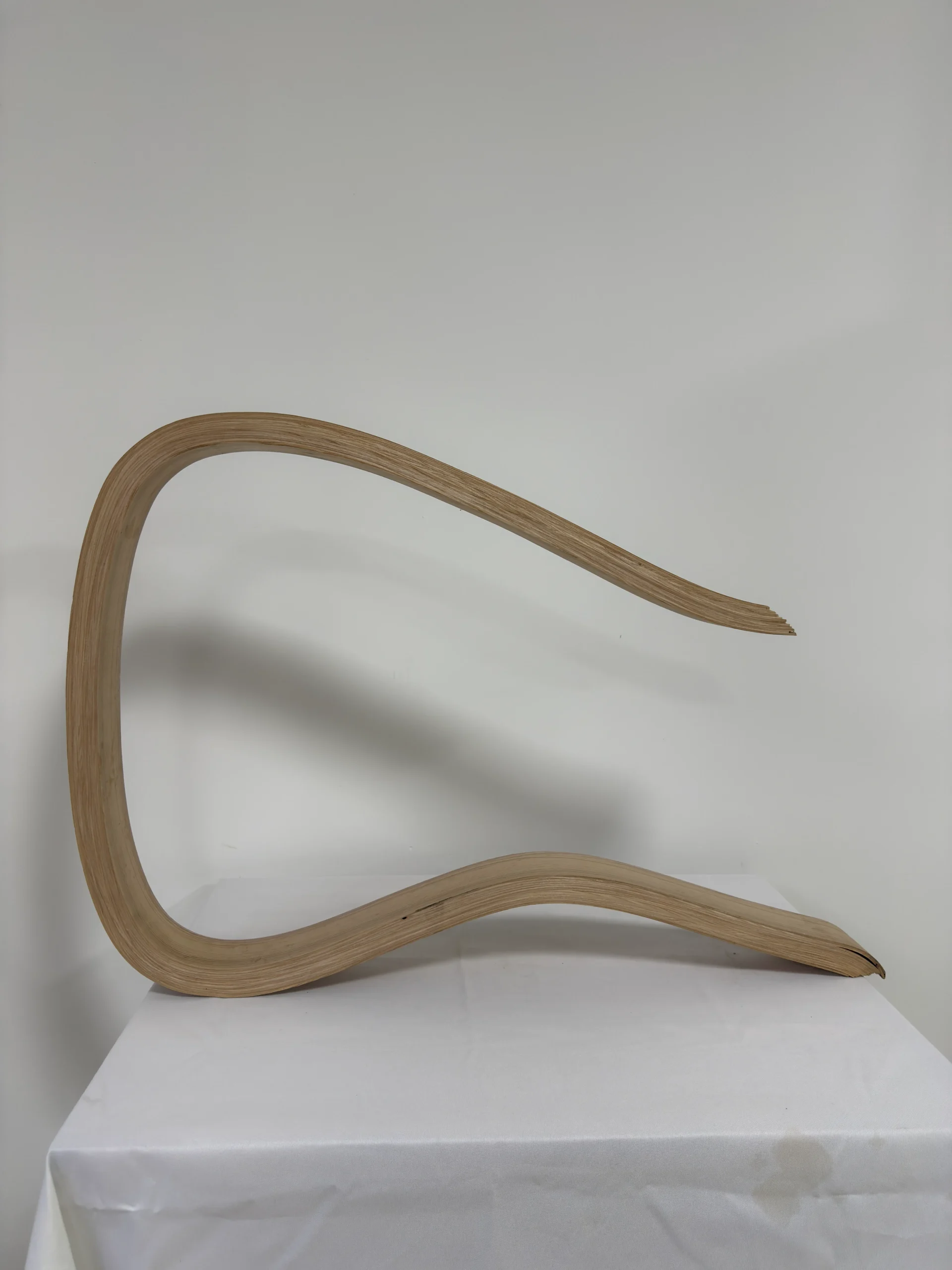 Premium Laminated Solid White Ash Wood Bent Slat | 210 x 7.5 x 3 cm (82.68" x 2.95" x 1.18") Curved All-Ash Composite for Furniture, Custom Woodworking & Architectural Builds