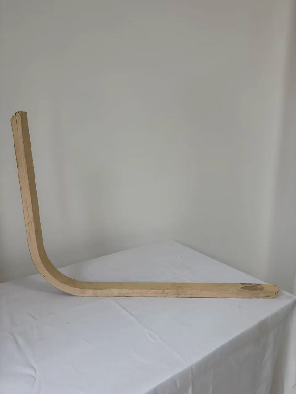 Premium Bent Laminated Ash Wood Strip | 115 x 4 x 2.4 cm (≈45.28" x 1.57" x 0.94") | 13.5cm Bend Radius