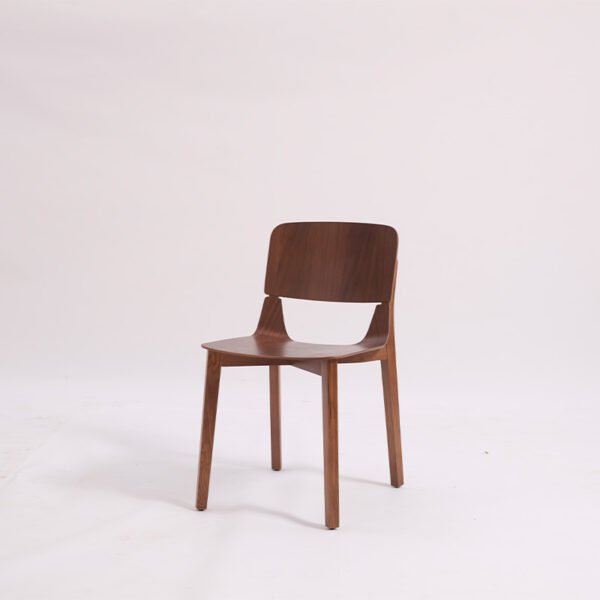 0b5ce4dbf91e4c1c3e900e44590cfbc2.jpg Modern Minimalist Wooden Chair with Sturdy Legs - Nordic Home Furniture