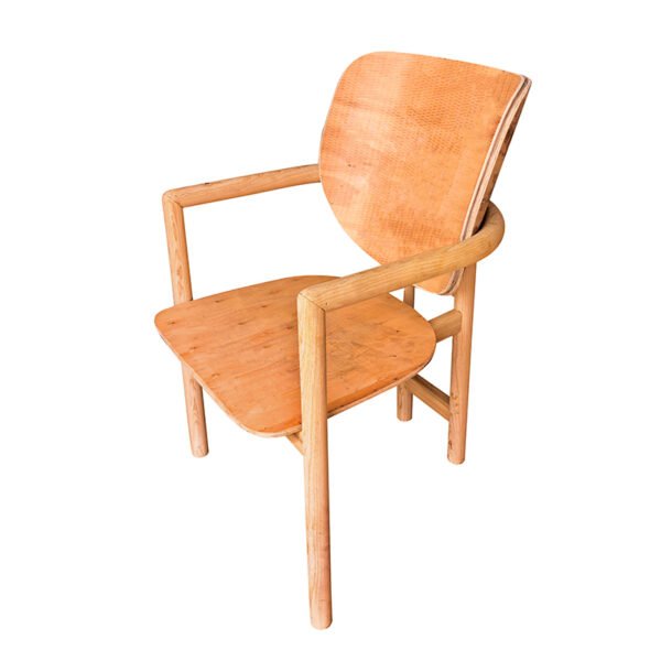 0d350363ccd03b4dce972422a392c4a8.jpg Handcrafted Custom High-End Living Room Lounge Chair -Premium Bentwood Plywood Design, Exclusive Furniture for Modern Interiors