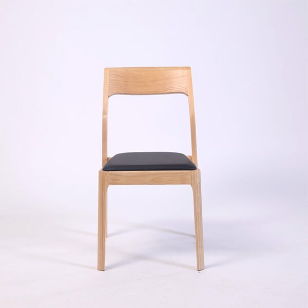 7da0eda8f06becc6577c56728897fb1c.jpg Modern Solid Light Wood Dining Chair with Curved Backrest for Home Office Cafe Use-Versatile Home Furniture for Hotels Schools