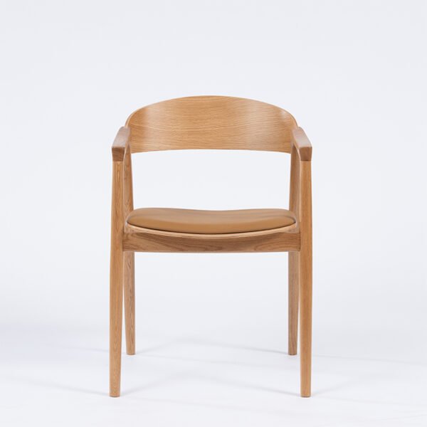 a99d987db41e246497b03230b33372ec.jpg Modern Wooden Armchair - Sturdy Frame &Comfortable Seating for Home and Commercial Spaces